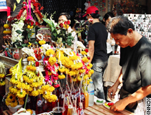 story.bangkok.market.cnn.jpg