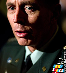 story.vert.petraeus.gi.jpg