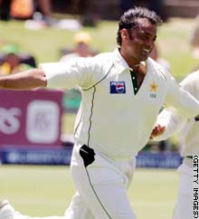 story.shoaib.gi.jpg