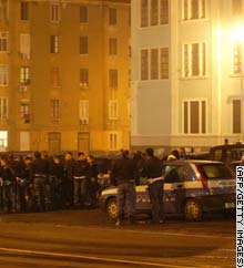 story.police.afp.gi.jpg