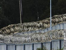 story.prison.gi.jpg