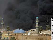story.iraq.smoke.afp.gi.jpg